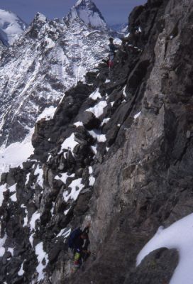 Escalando el Weisshorn.
Palabras clave: Alpes, Weisshorn, Guia Alta Montaña, Mendikus.